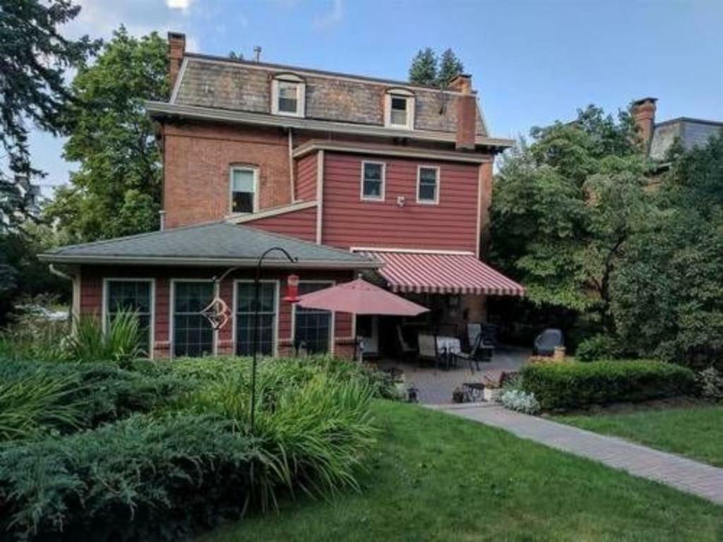 Bricktown Inn Haverstraw Экстерьер фото