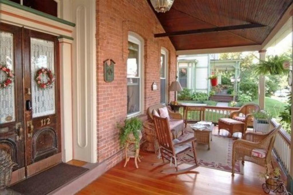 Bricktown Inn Haverstraw Экстерьер фото